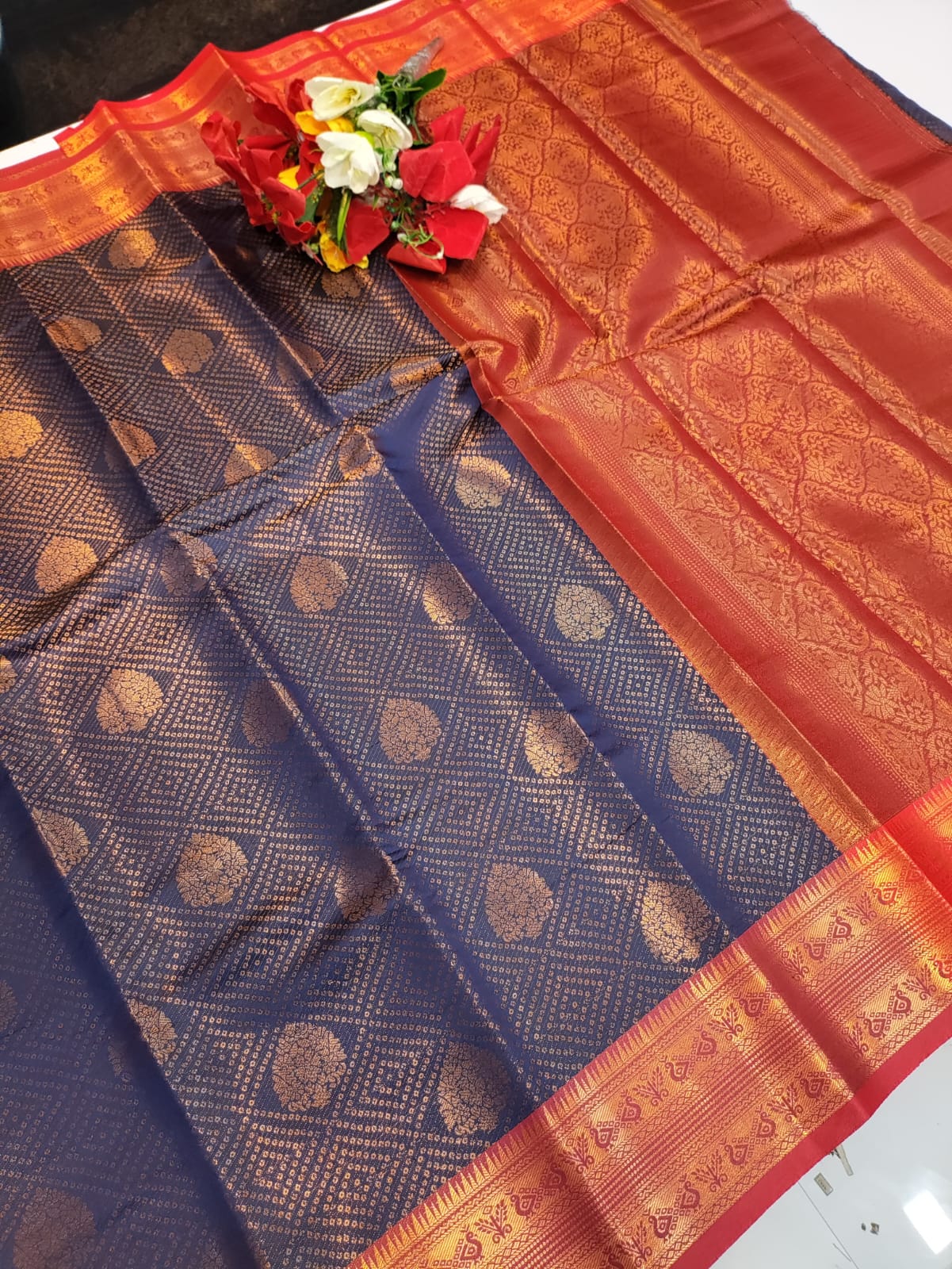 Kani Mozhi - KM008